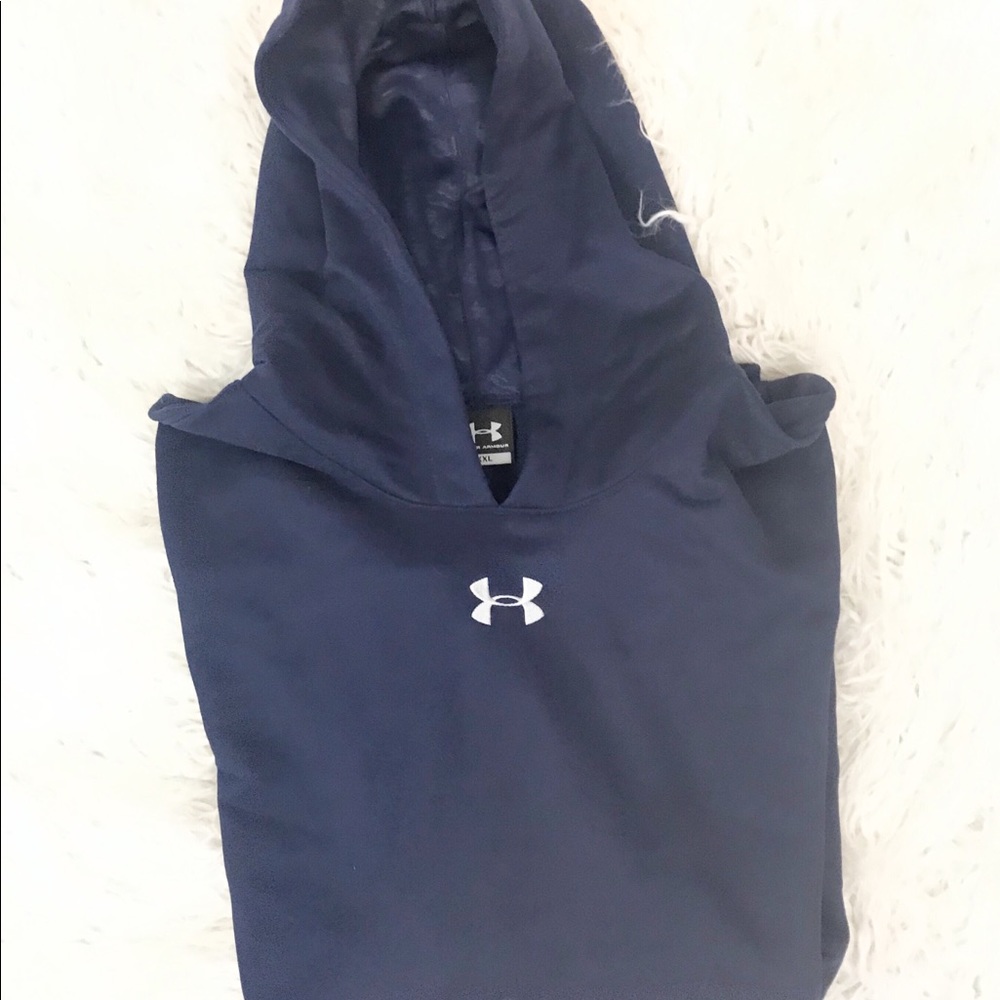 Under Armor shirt sleeve hoodie size XXL big logo